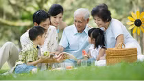 Xây dựng con người văn hóa để "Gia đình bình an - Xã hội hạnh phúc"