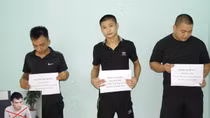 "Khủng bố" gia đình bạn gái "nhí" vì bị ngăn cấm yêu