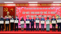 Ủy ban Trung ương Mặt trận Tổ quốc Việt Nam gặp gỡ kiều bào tiêu biểu