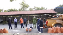 Bắt một Phó giám đốc doanh nghiệp vận chuyển hơn 1 tấn chất độc xyanua