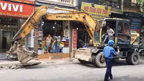 Giải toả vi phạm về TTATGT, phục vụ Quốc khánh 2/9 và Giải phóng Thủ đô 10/10