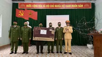 Cục CSGT thăm cán bộ tăng cường tại xã Xín Chải