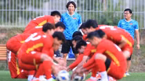 Huấn luyện viên Gong Oh-kyun và bóng đá đẹp