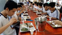 Hà Nội hướng dẫn việc tổ chức bán trú cho học sinh từ lớp 7 đến lớp 12