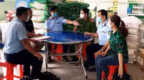 Nhộn nhạo phân bón giả ở miền Tây Nam Bộ