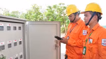 Hà Nội lắp đặt 100% công tơ điện tử cho khách hàng sử dụng điện