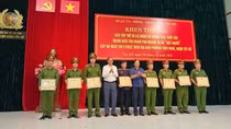 Khen thưởng các đơn vị khám phá nhanh vụ trọng án trên phố Hoàng Hoa Thám