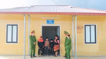 Mùa xuân mới trên bản Hang Kia - Pà Cò