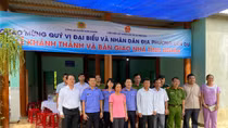 Trao tặng nhà tình nghĩa ở xã biên giới Việt – Lào