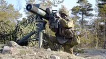 Israel khước từ Mỹ, cấm bán "sát thủ" chống tăng sang Ukraine