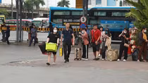 Cước vận tải đồng loạt giảm... "nhỏ giọt"