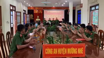 “Cõng” 14 bánh ma túy từ Lào vào Việt Nam