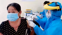 Nhiều nhân viên y tế ở Sóc Trăng xin nghỉ việc