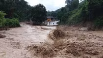 Các tỉnh miền núi phía Bắc từ Hà Tĩnh trở ra chủ động ứng phó với thời tiết nguy hiểm