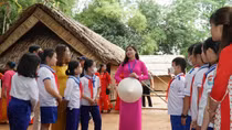 Lan toả nhiều giá trị văn hoá Chủ tịch Hồ Chí Minh từ Lễ hội Làng Sen
