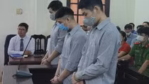 Vụ sập giàn giáo 4 người tử vong ở Hà Nội: Ba bị cáo lĩnh hơn 17 năm tù