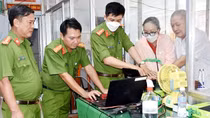 Tăng tốc chuyển đổi số, vì lợi ích của người dân