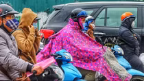 Hà Nội rét cóng kèm mưa