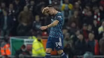 CĐV Arsenal đòi CLB "tống cổ" Granit Xhaka