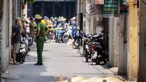 Hà Nội: Khách thuê trọ bất ngờ rơi từ tầng 6