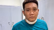 Chở theo vợ con kèm... ma túy