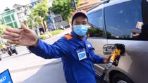 Xử lý nghiêm hoạt động buôn lậu và "găm" xăng dầu