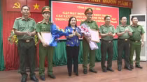 Tỉnh ủy Phú Yên khen thưởng Công an triệt xóa đường dây đánh bạc