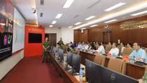 Đoàn đại biểu Quốc hội thăm Trung tâm Dữ liệu Quốc gia về dân cư