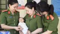 Chia sẻ cùng nữ can phạm sinh con trong trại tạm giam