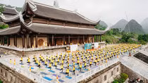 Ngày Quốc tế Yoga lần thứ 8 - Yoga vì nhân loại