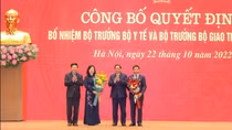 Thủ tướng trao quyết định bổ nhiệm hai Bộ trưởng