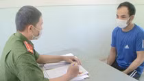 Rủ nhau đi đòi nợ, một người bị chém rơi bàn tay