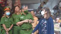 Thứ trưởng Nguyễn Văn Long “test nhanh” người dân Đà Lạt về PCCC