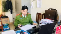 Những người tiến về phía biển…