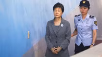 Không có động cơ chính trị trong việc đặc xá bà Park Geun Hye