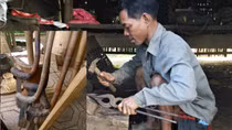 Nghề rèn xà gạc của người Mạ ở Lâm Đồng