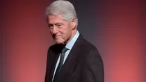 Cựu Tổng thống Mỹ Bill Clinton nhập viện