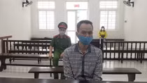 Đâm đồng nghiệp, bảo vệ trường song ngữ lĩnh 13 năm tù