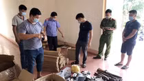 Bắt nhóm đối tượng mua bán đạn, súng thể thao số lượng lớn