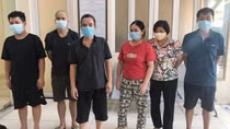 Tụ tập đánh bạc khi thành phố thực hiện giãn cách