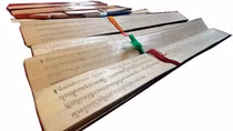 Sẽ số hóa các di sản chữ viết trên lá Buông của người Khmer