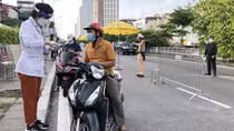 Hà Nội đề nghị Bộ Y tế hướng dẫn việc đi lại với người đã tiêm 2 mũi vaccine