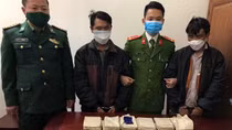 Hai chú cháu mang 6 bánh heroin vào Nam bán kiếm lời
