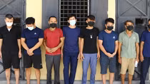 Bắt 15 đối tượng rủ nhau lên núi Bầng đánh bạc giữa thời dịch