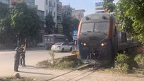 Người gác tàu thầm lặng