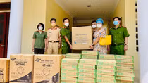 Tặng quà cho tuyến đầu chống dịch tại Nông Cống và Như Thanh