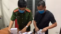 Thu giữ 117 bộ kit test nhanh COVID-19 không có hóa đơn chứng từ