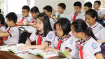 Học sinh tiểu học thi học kỳ trực tiếp hay trực tuyến?