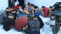 14 đối tượng rủ nhau “đập đá” trong nhà trọ
