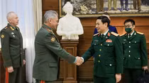 Việt Nam- Nga nhất trí thúc đẩy hợp tác quốc phòng nhân chuyến thăm của Chủ tịch nước
